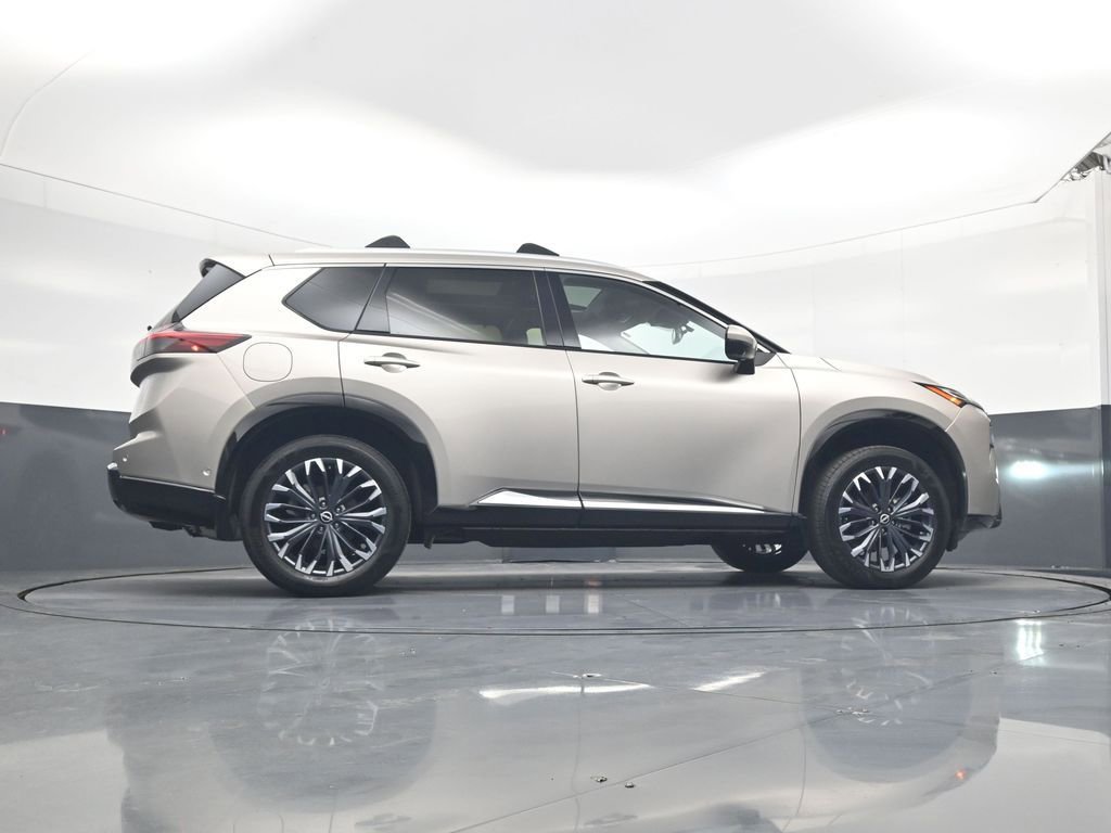 Used 2025 Nissan Rogue Platinum w/ Platinum Premium Package FWD image 33