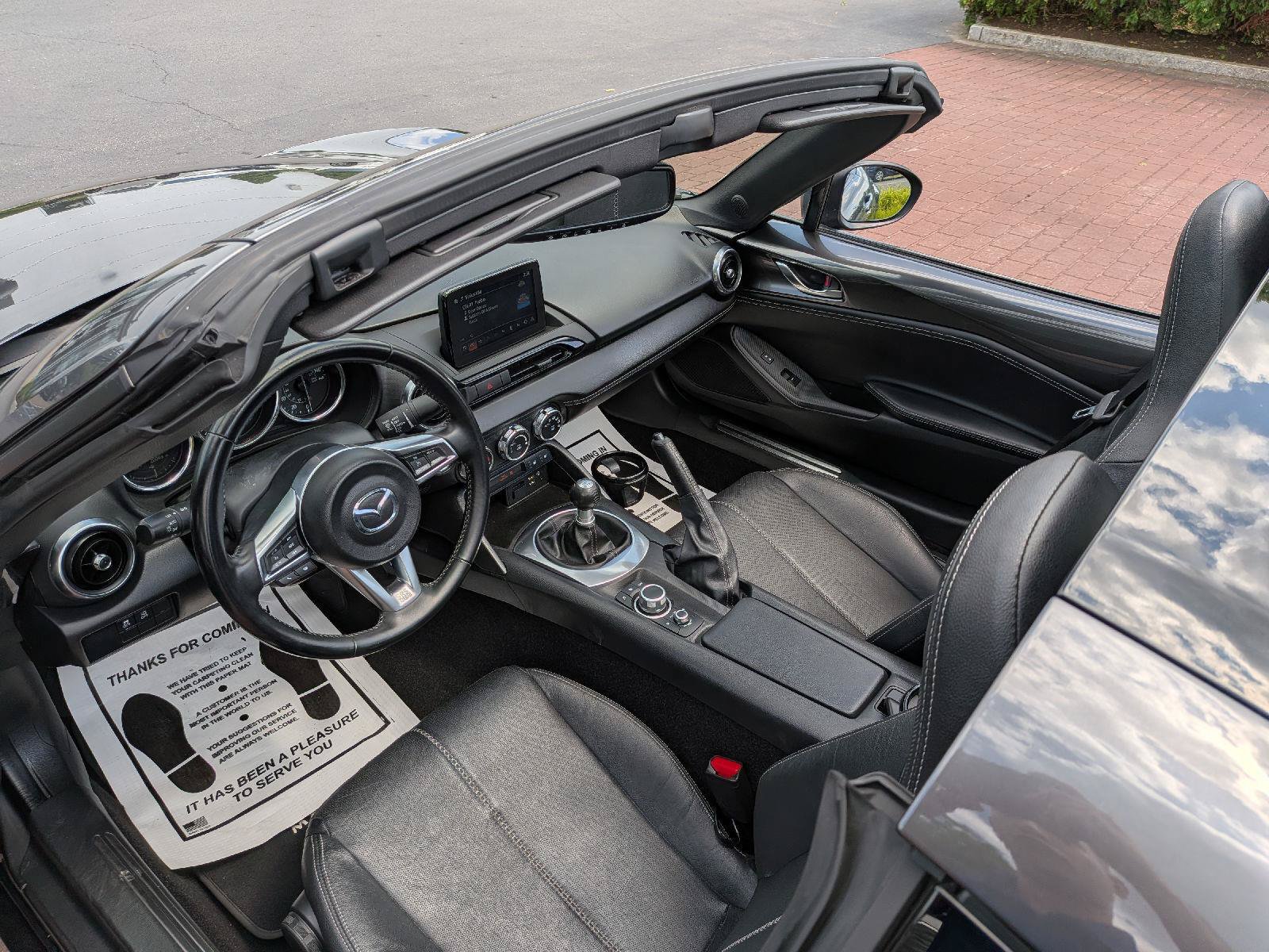 Used 2021 MAZDA MX-5 Miata RF Grand Touring RWD image 13