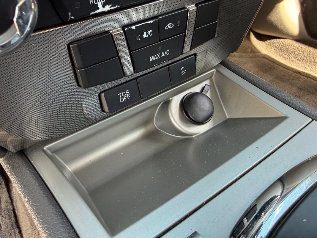 Used 2011 Ford Fusion Hybrid FWD image 36