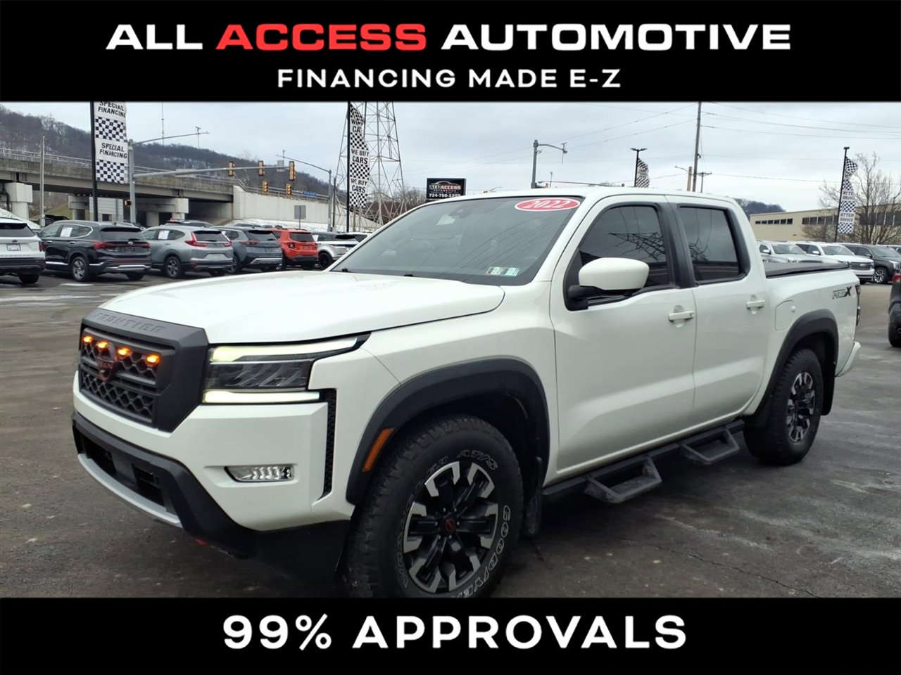 Used 2022 Nissan Frontier Pro-X image 4