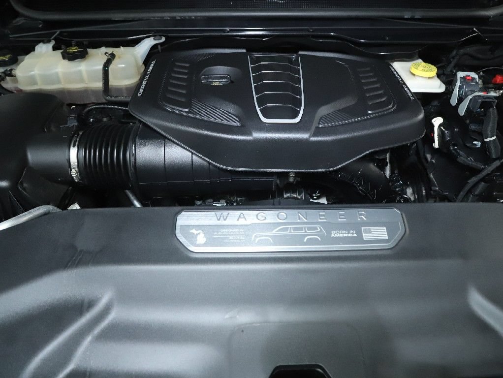 Used 2022 Jeep Grand Wagoneer Series III AWD/4WD image 40