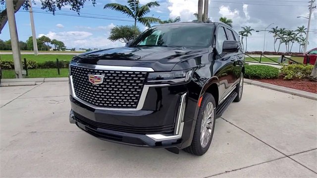 Certified 2021 Cadillac Escalade Premium Luxury image 5