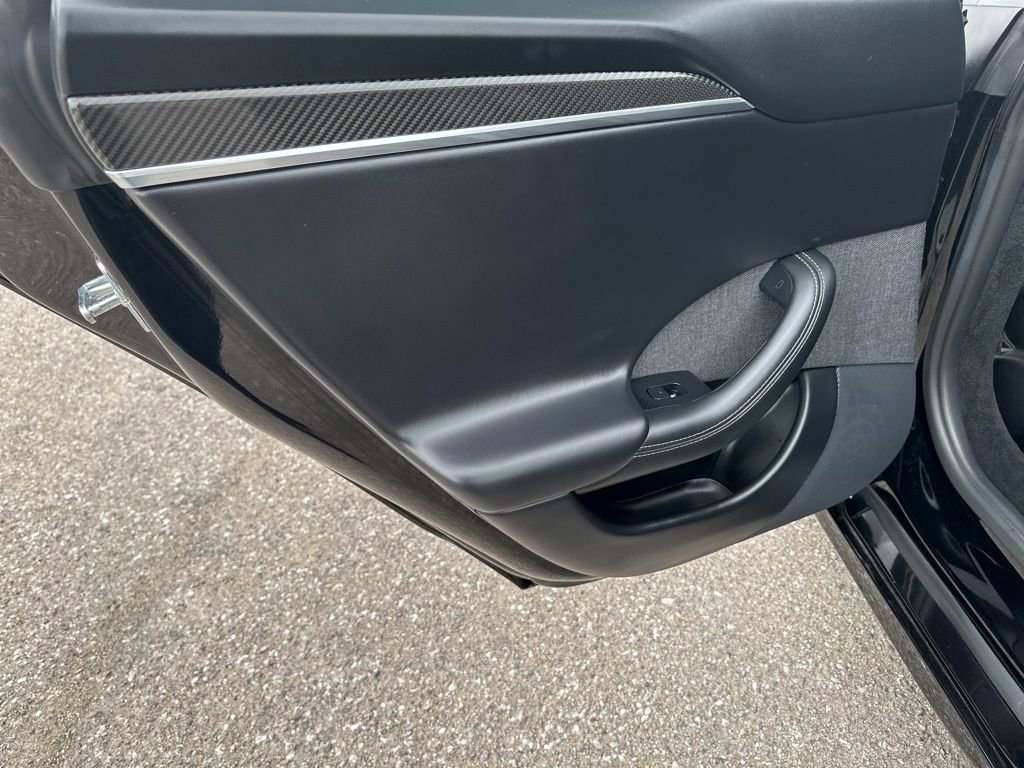Used 2021 Tesla Model S Plaid image 19