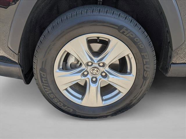 Used 2024 Toyota RAV4 XLE w/ Weather Package AWD/4WD image 22