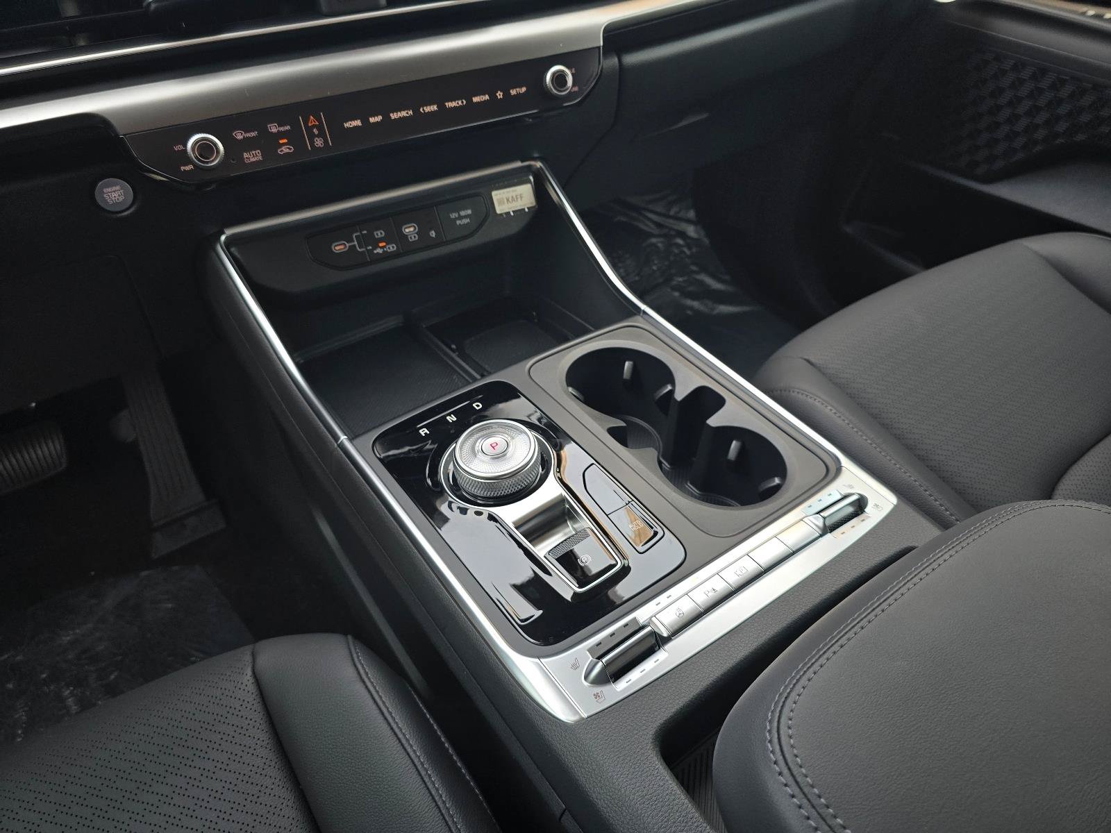 New 2027 Kia Carnival SX Prestige FWD image 9