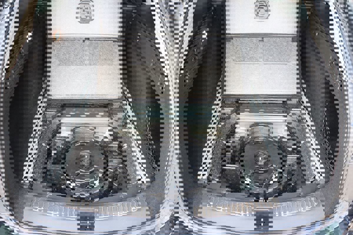 Used 2018 Buick Regal Essence w/ Driver Confidence Package #1 image 49