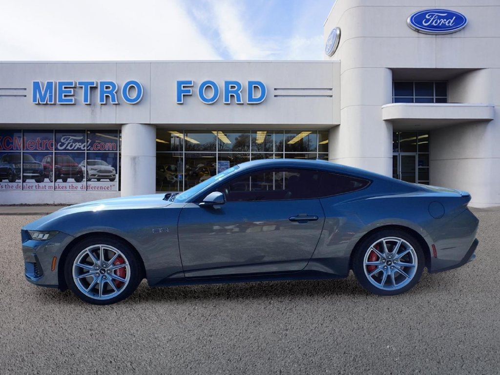 Certified 2025 Ford Mustang GT Premium RWD image 6