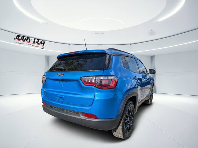 New 2026 Jeep Compass Latitude AWD/4WD image 3