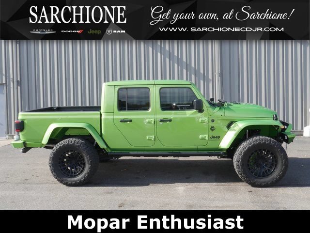 New 2025 Jeep Gladiator Sport w/ Premium Package
