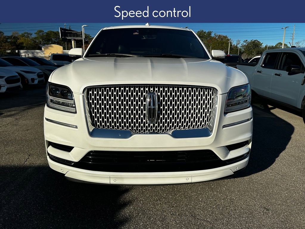 Used 2020 Lincoln Navigator L Reserve w/ Equipment Group 208A Reserve image 9