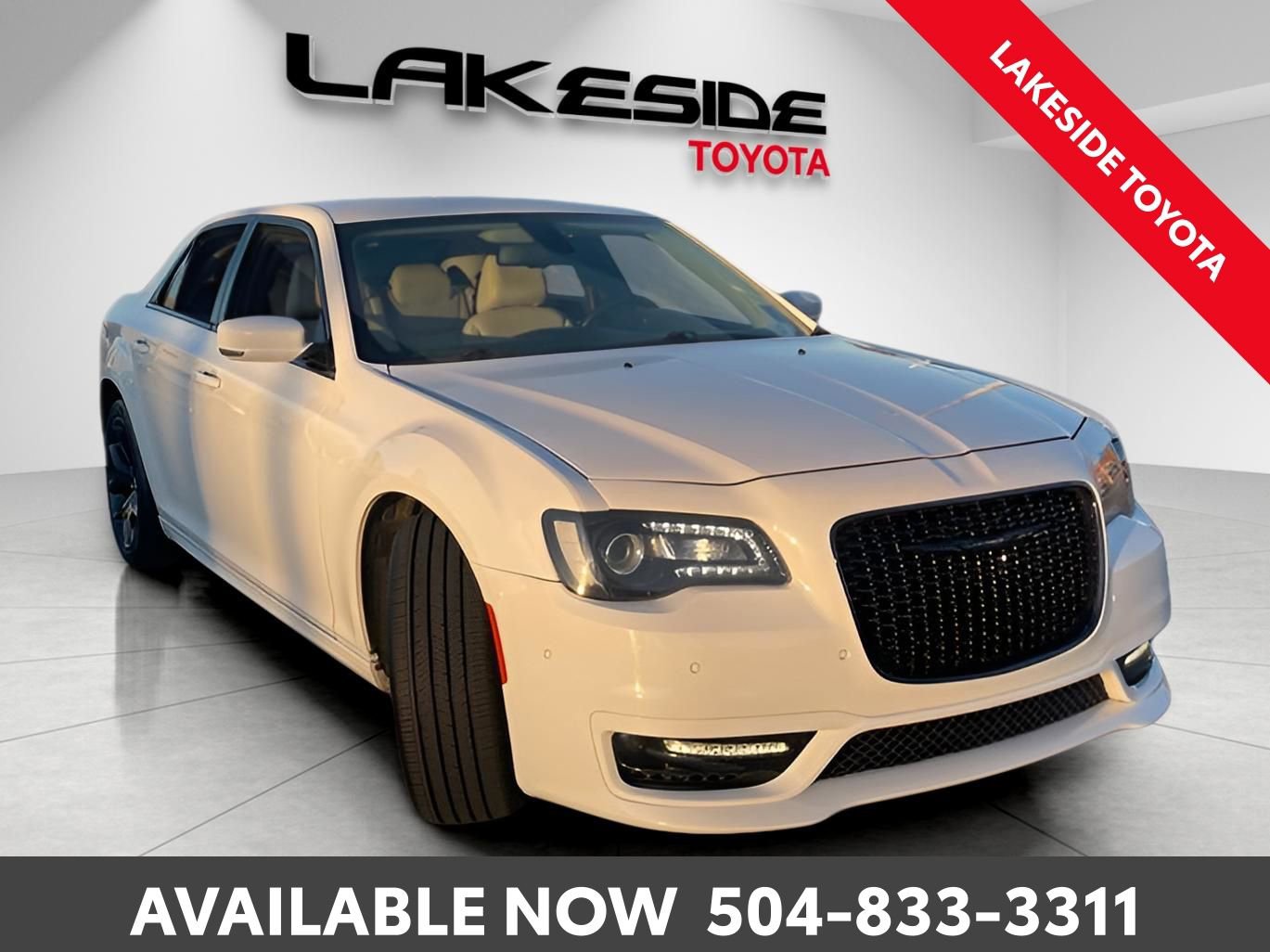 Used 2021 Chrysler 300 Touring L image 8