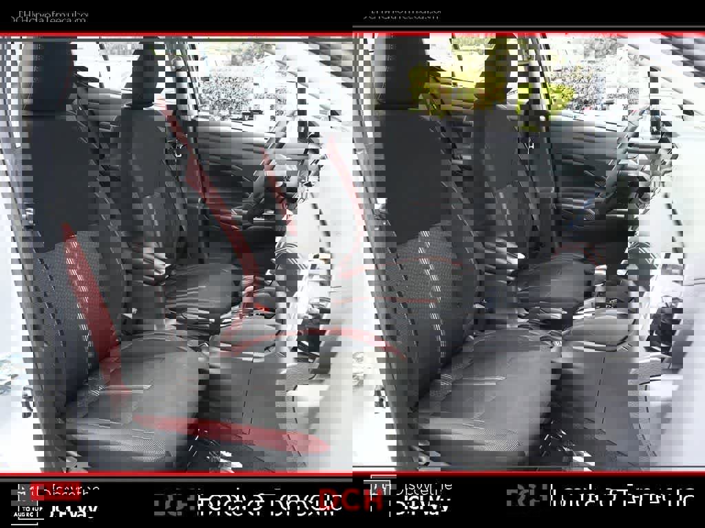 Used 2024 Nissan Versa SR image 21