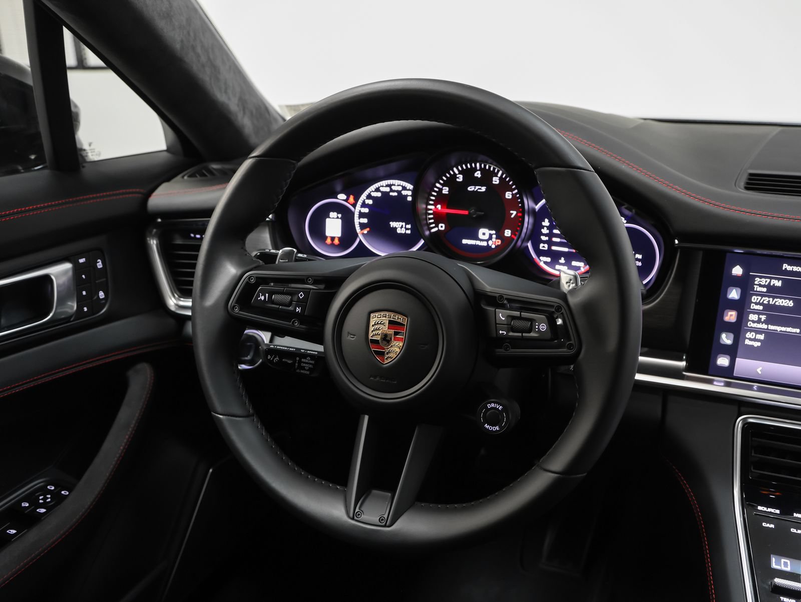 Certified 2023 Porsche Panamera GTS AWD/4WD image 35