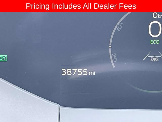 Used 2024 Toyota Prius XLE FWD image 25