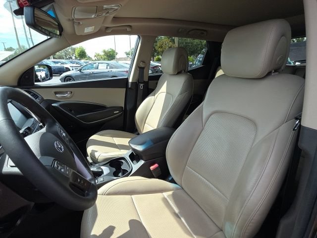 Used 2018 Hyundai Santa Fe Sport w/ Cargo Package FWD image 6