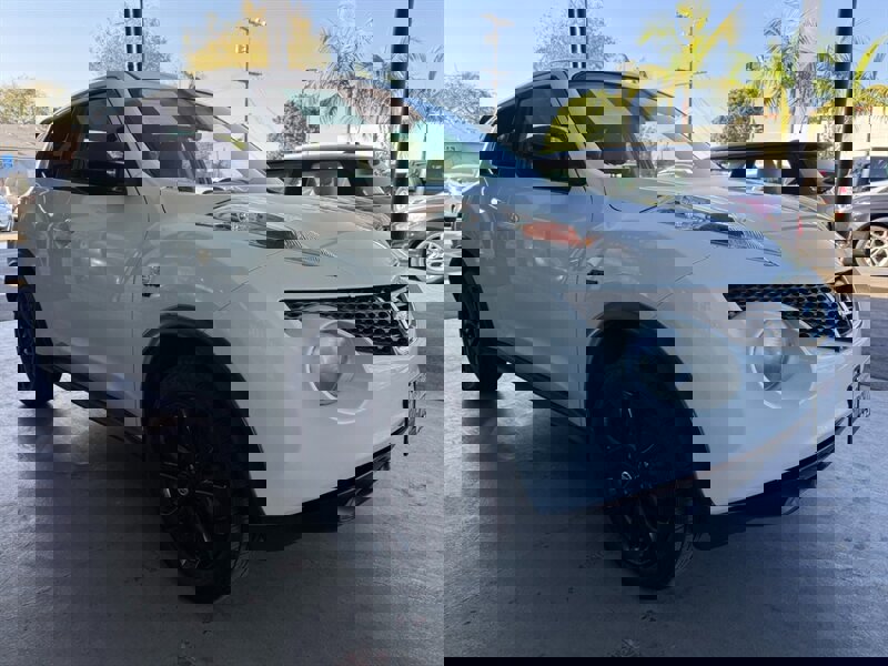 Used 2014 Nissan Juke S w/ Midnight Edition 2.0 image 7