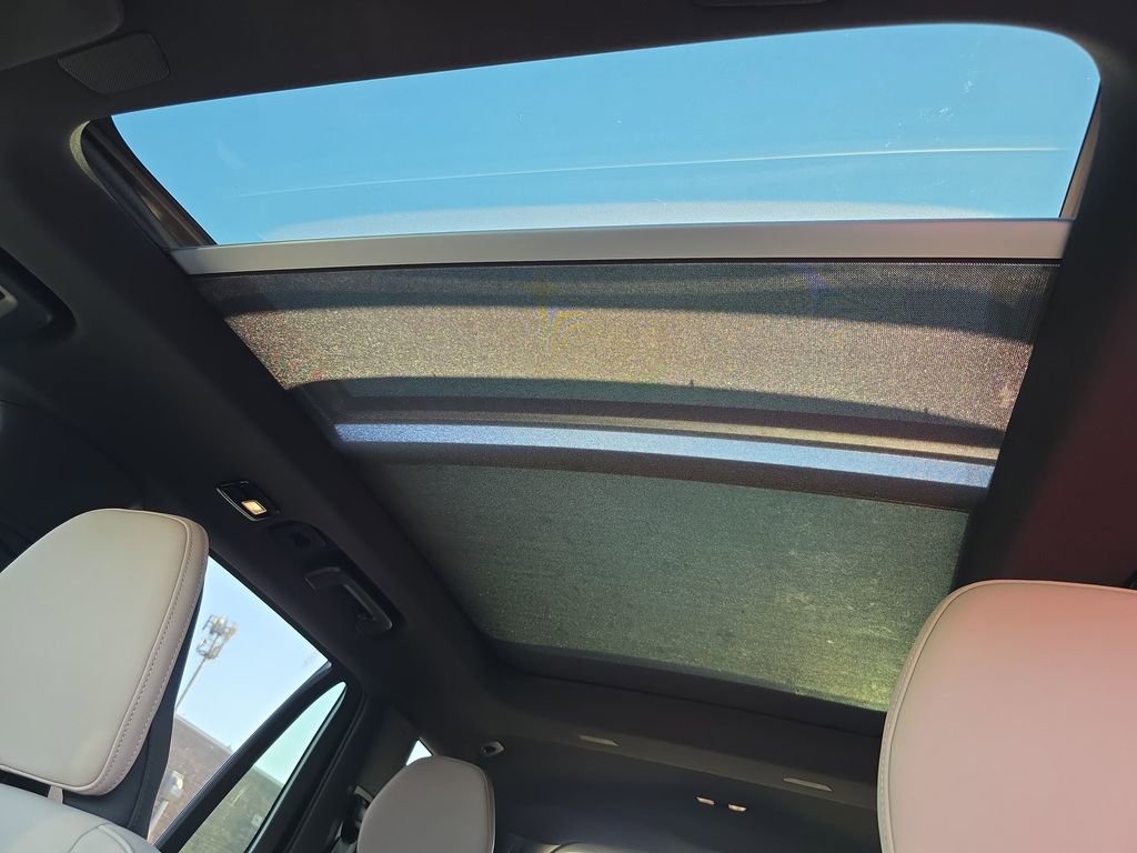 New 2026 Volvo XC90 B6 Plus w/ Protection Package Premier image 34