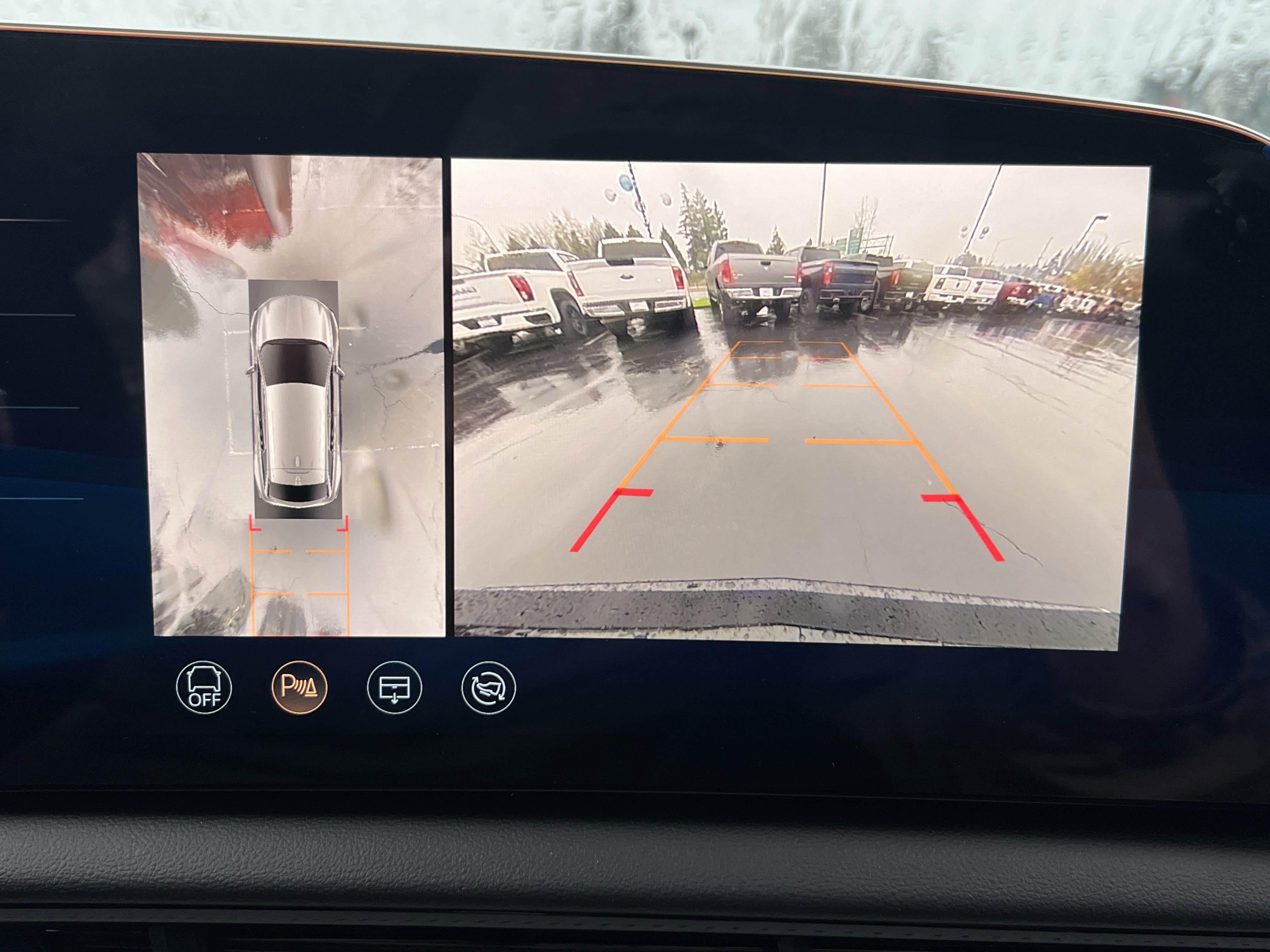 New 2025 Cadillac Optiq Sport 2 image 14