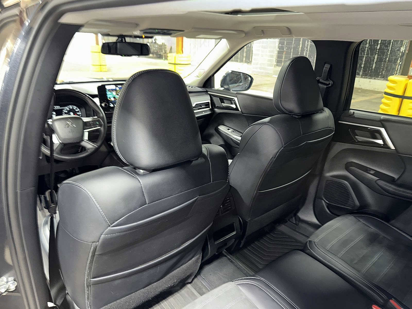 Used 2024 Mitsubishi Outlander Ralliart image 30