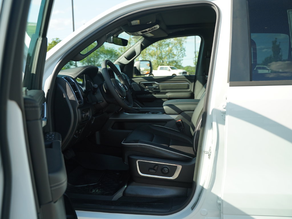 New 2026 RAM 1500 Laramie w/ Night Edition AWD/4WD image 12