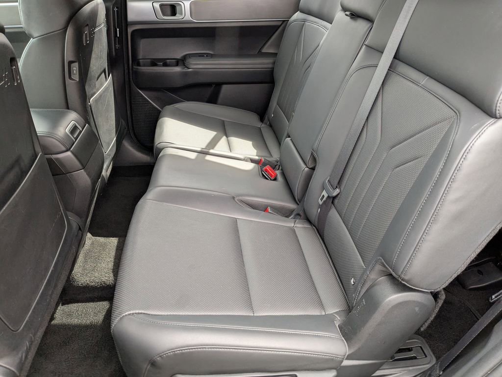 Used 2025 Hyundai Santa Fe SEL image 26