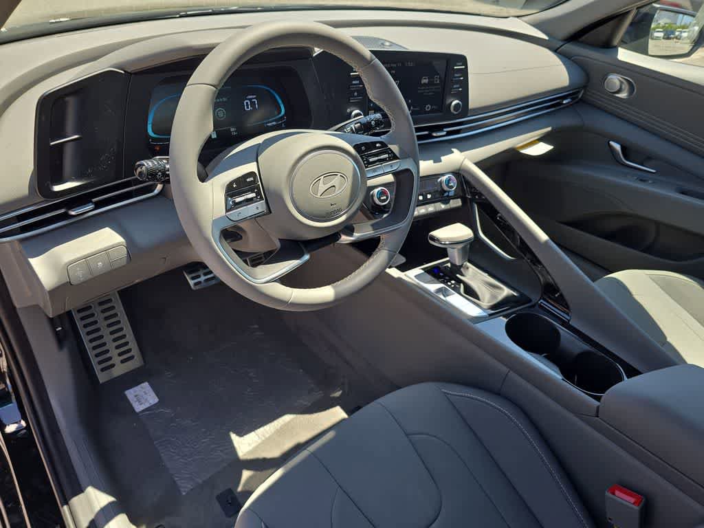 New 2026 Hyundai Elantra SEL Sport Premium FWD image 15