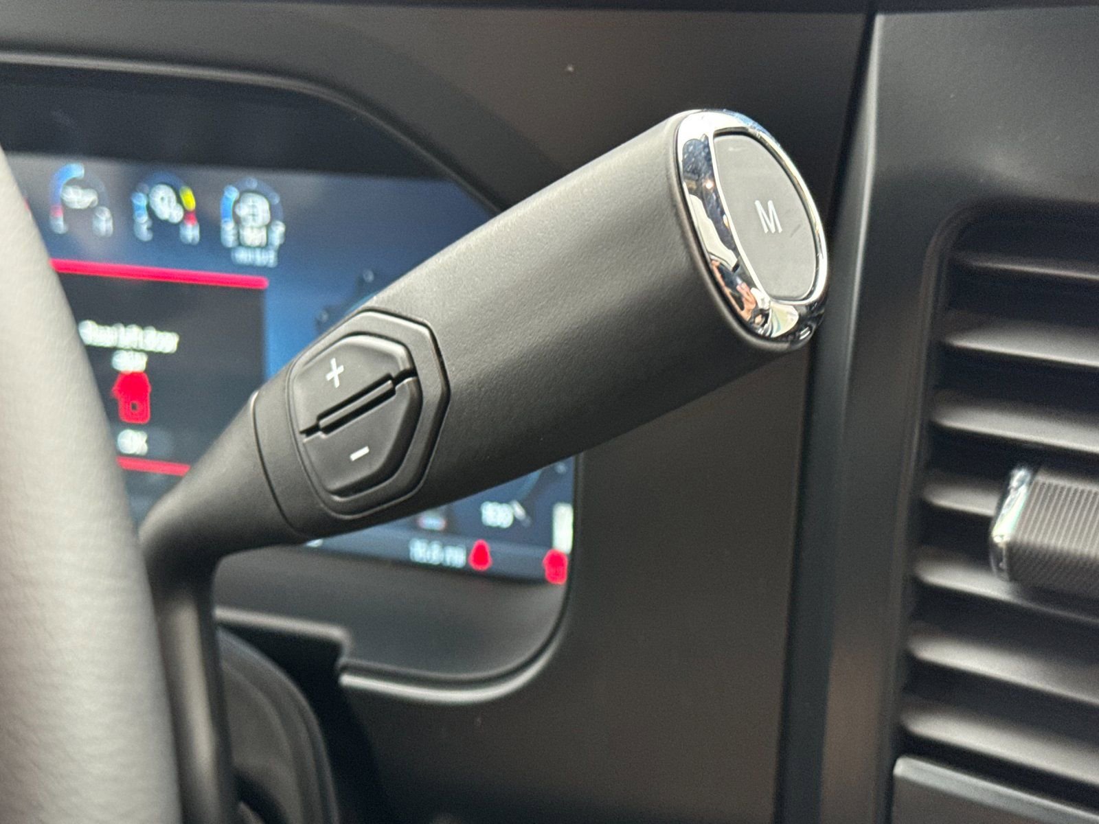 New 2026 Ford F250 Lariat w/ Lariat Premium Package image 24