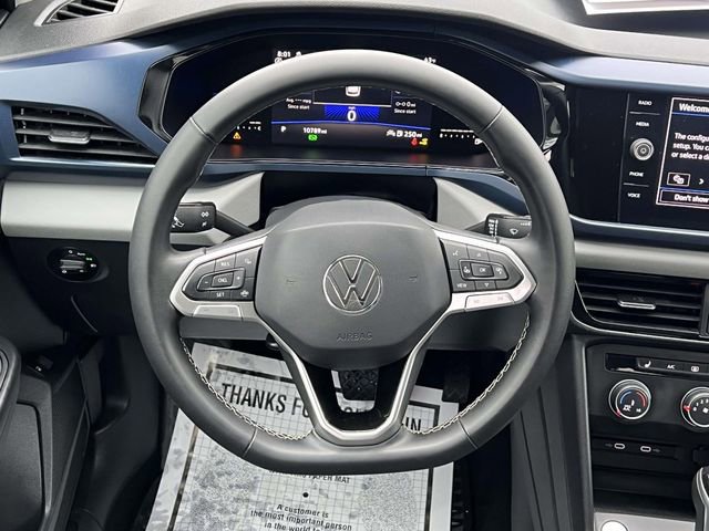Certified 2022 Volkswagen Taos SE image 14
