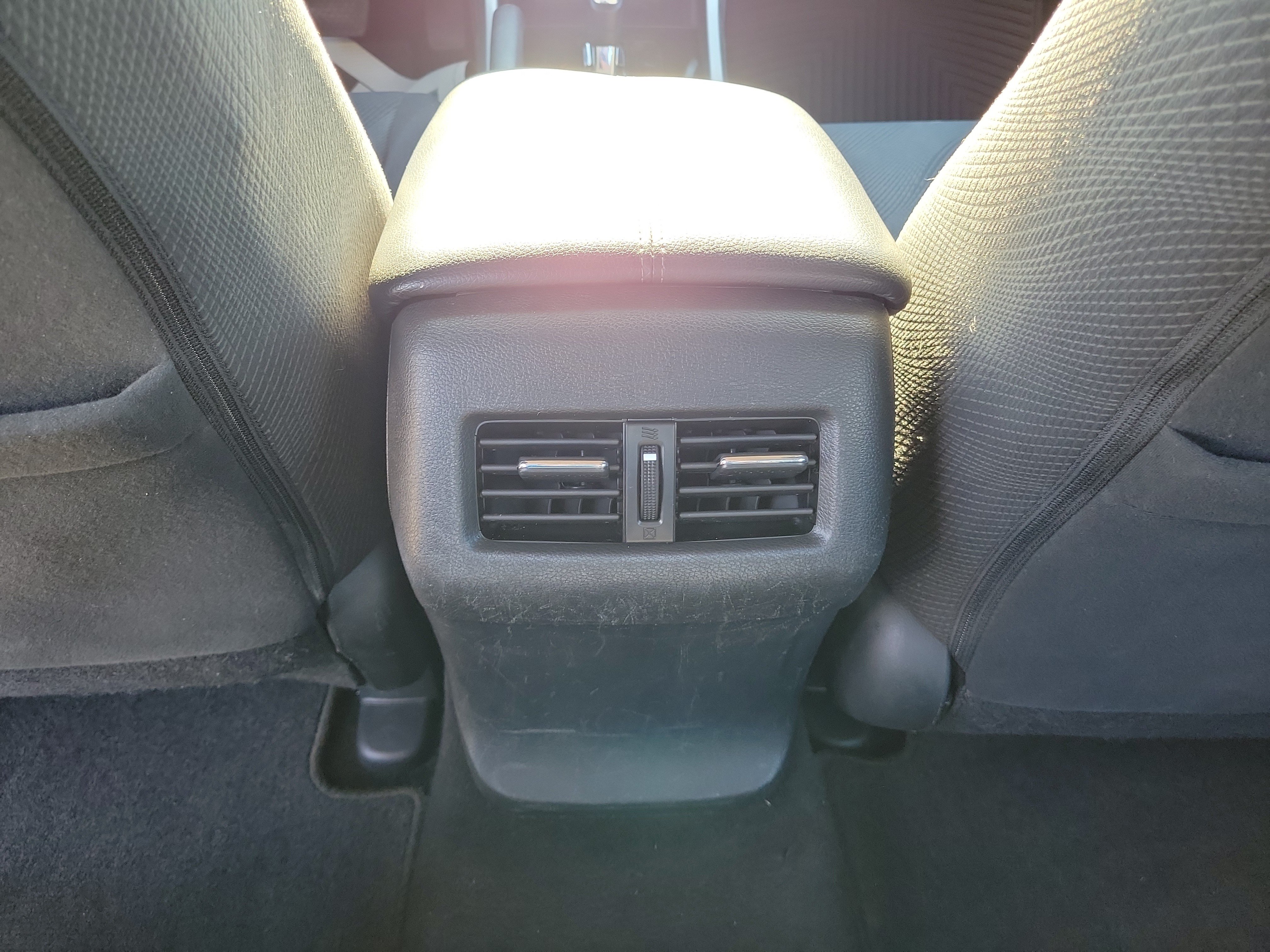 Used 2016 Honda Accord EX image 10