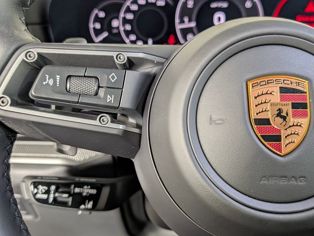 New 2026 Porsche Cayenne GTS AWD/4WD image 38