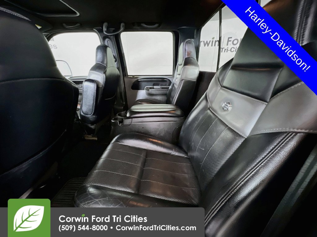 Used 2005 Ford F350 Harley-Davidson AWD/4WD image 23
