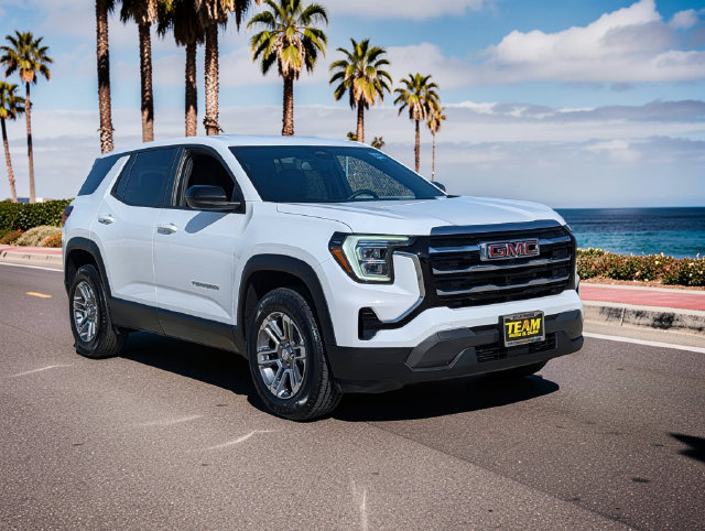 Used 2025 GMC Terrain Elevation AWD/4WD image 4