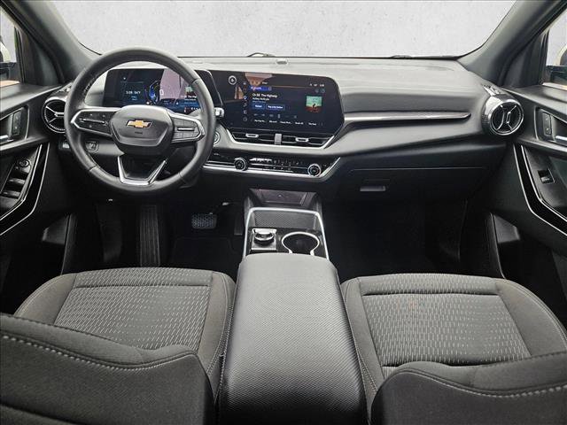 Certified 2026 Chevrolet Equinox LT w/ LPO, Floor Liner Package FWD image 17