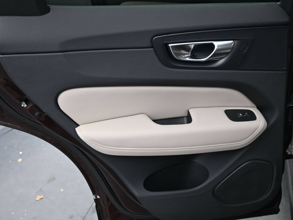 New 2026 Volvo XC60 B5 Core w/ Climate Package AWD/4WD image 20