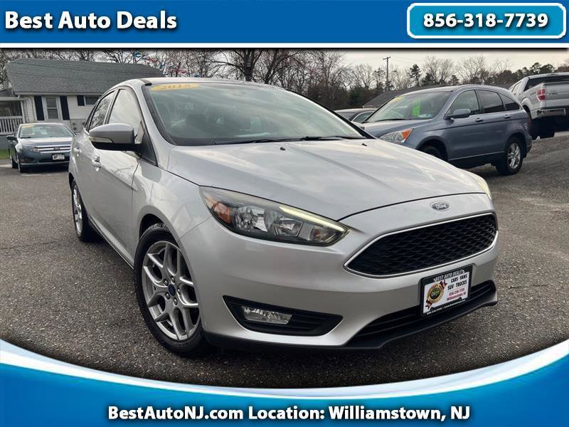 Used 2015 Ford Focus SE w/ Equipment Group 201A FWD image 1
