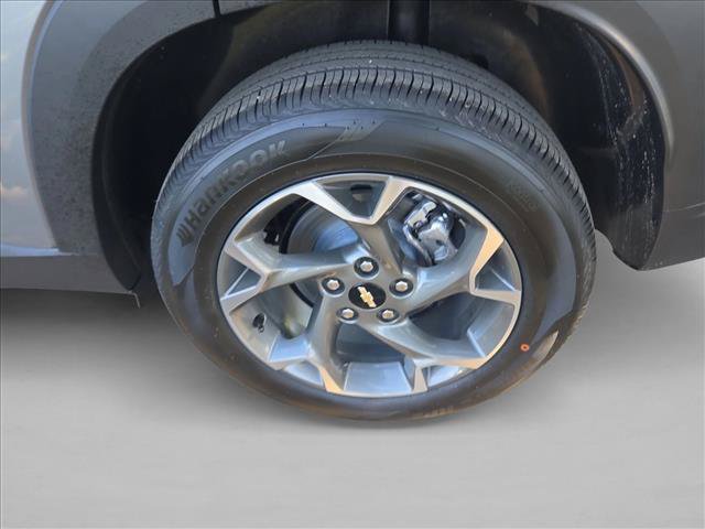 New 2026 Chevrolet Trax LT FWD image 7