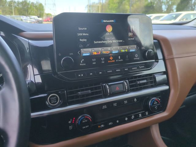 Used 2023 Nissan Pathfinder Platinum AWD/4WD image 35