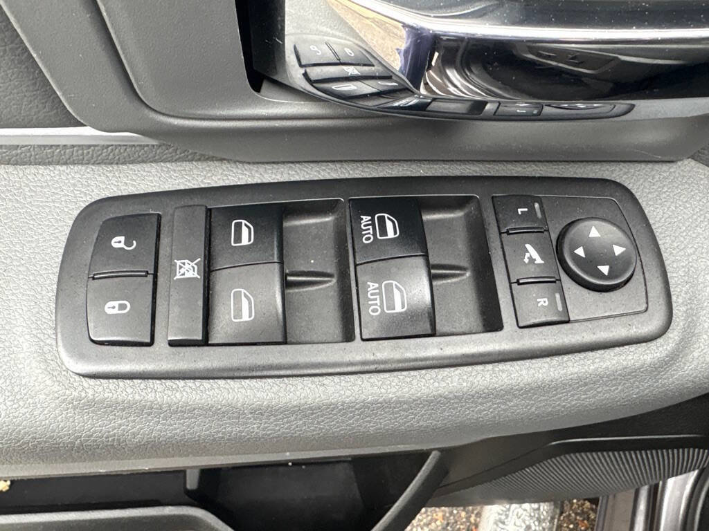 Used 2019 RAM 1500 Big Horn image 11