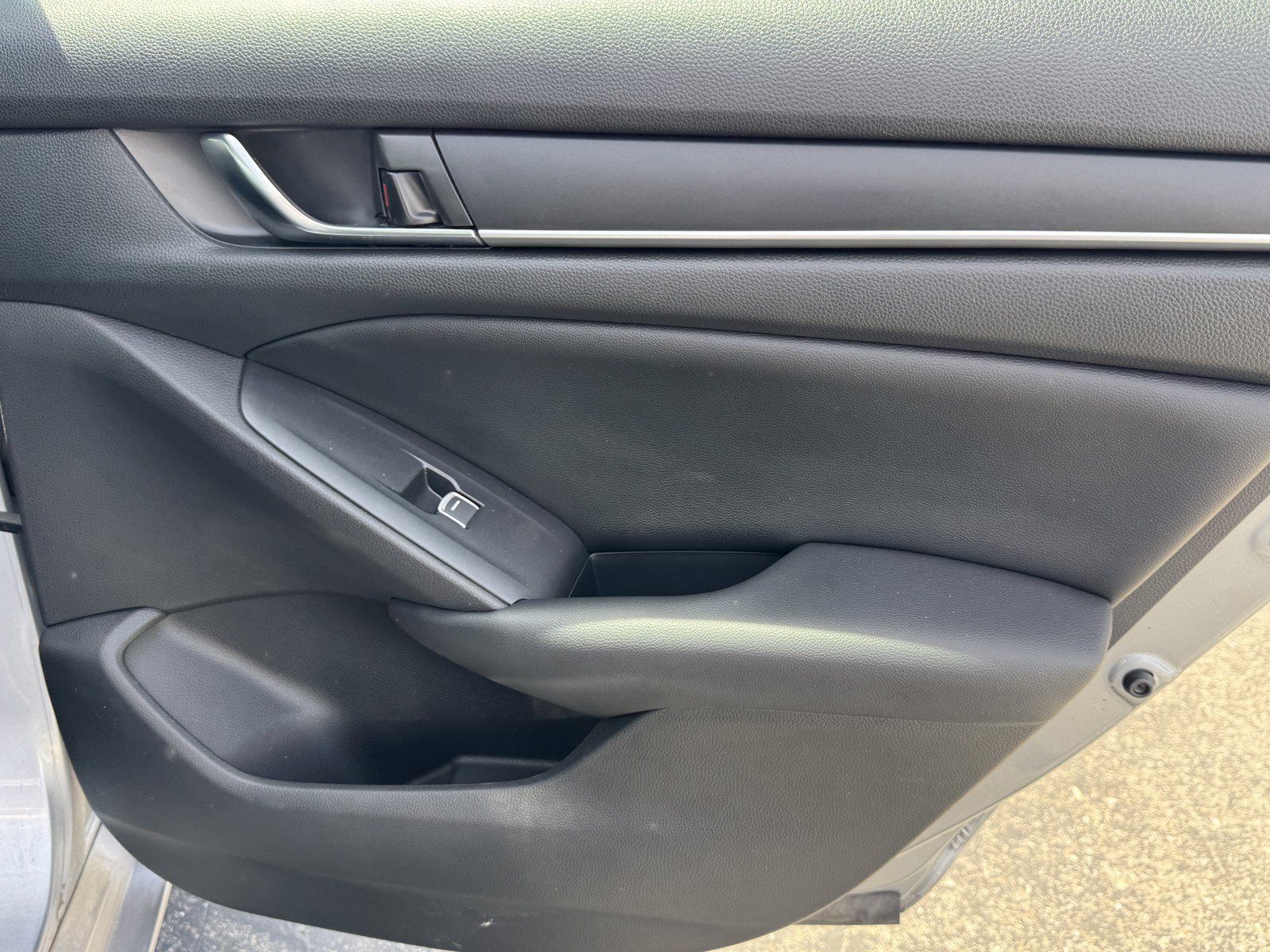 Used 2022 Honda Accord Sport image 11