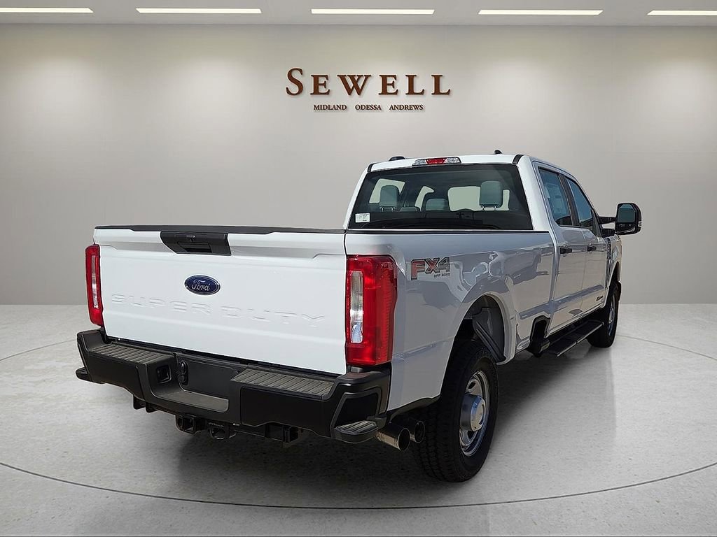 New 2026 Ford F350 XL image 4