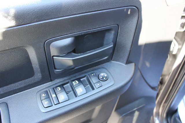 Used 2018 RAM 1500 Express w/ Express Value Package image 6