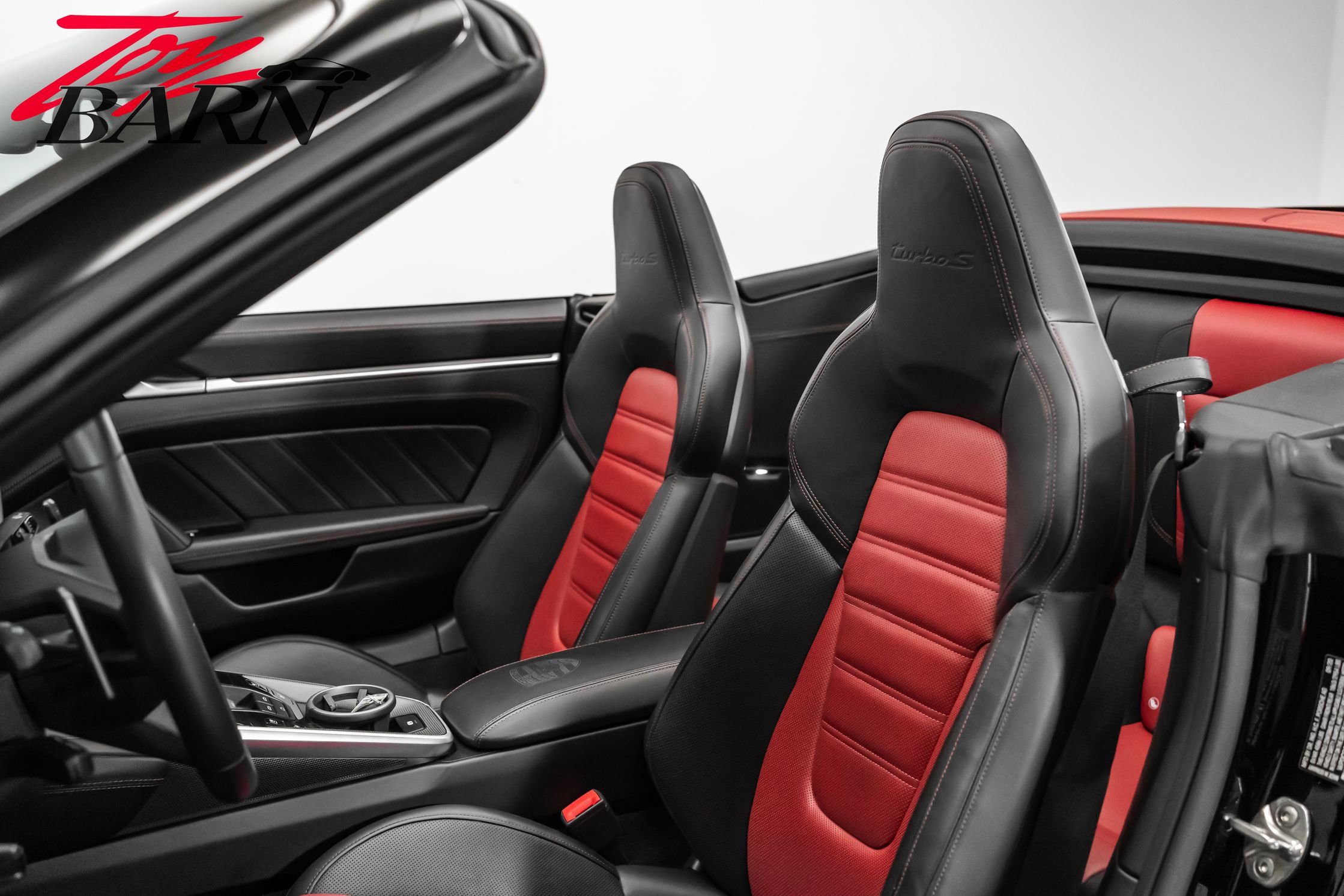 Used 2021 Porsche 911 Turbo S image 34