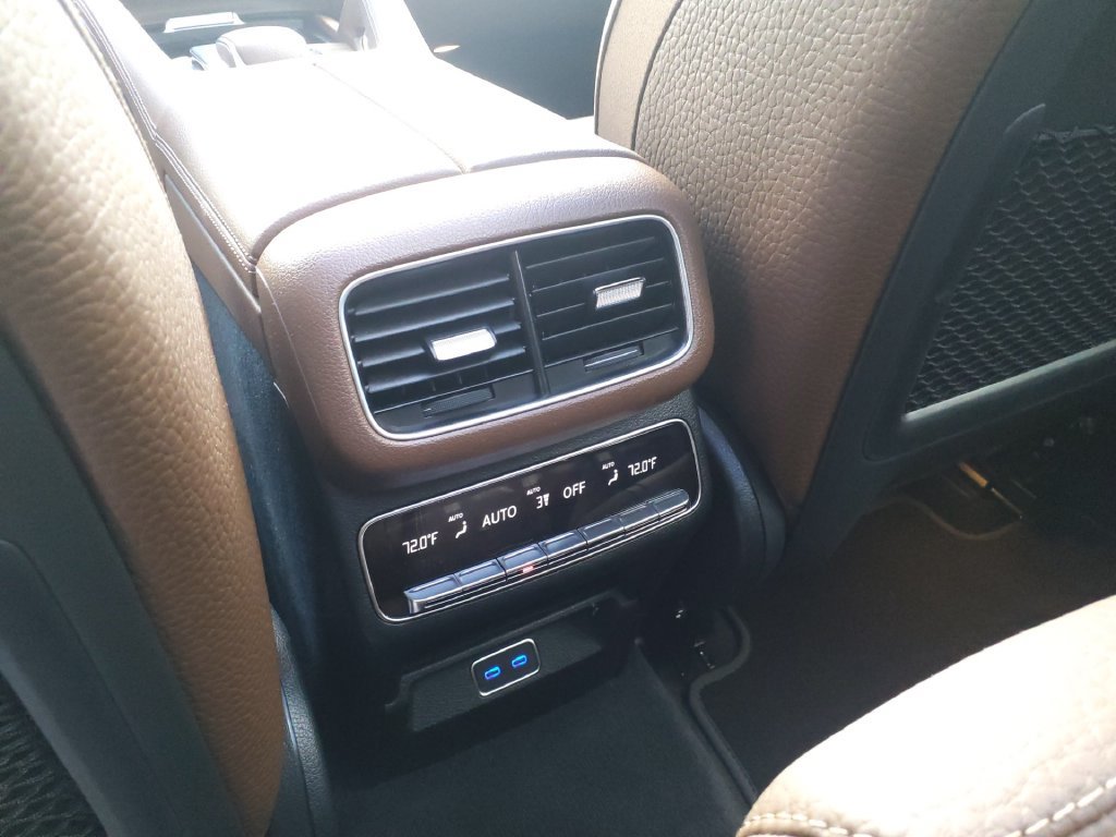 Certified 2026 Mercedes-Benz GLS 580 4MATIC image 24