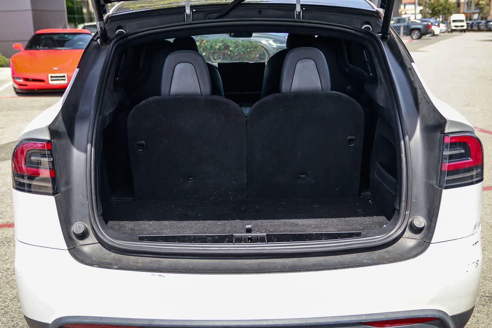 Used 2022 Tesla Model X Plaid image 29