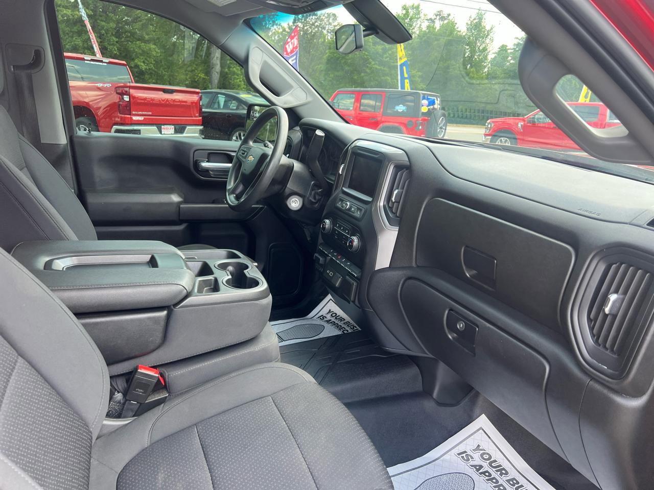 Used 2021 Chevrolet Silverado 1500 Custom AWD/4WD image 23