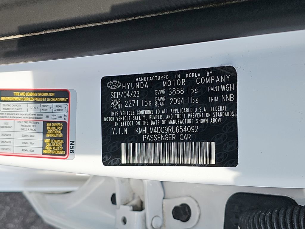 Used 2024 Hyundai Elantra SEL FWD image 39