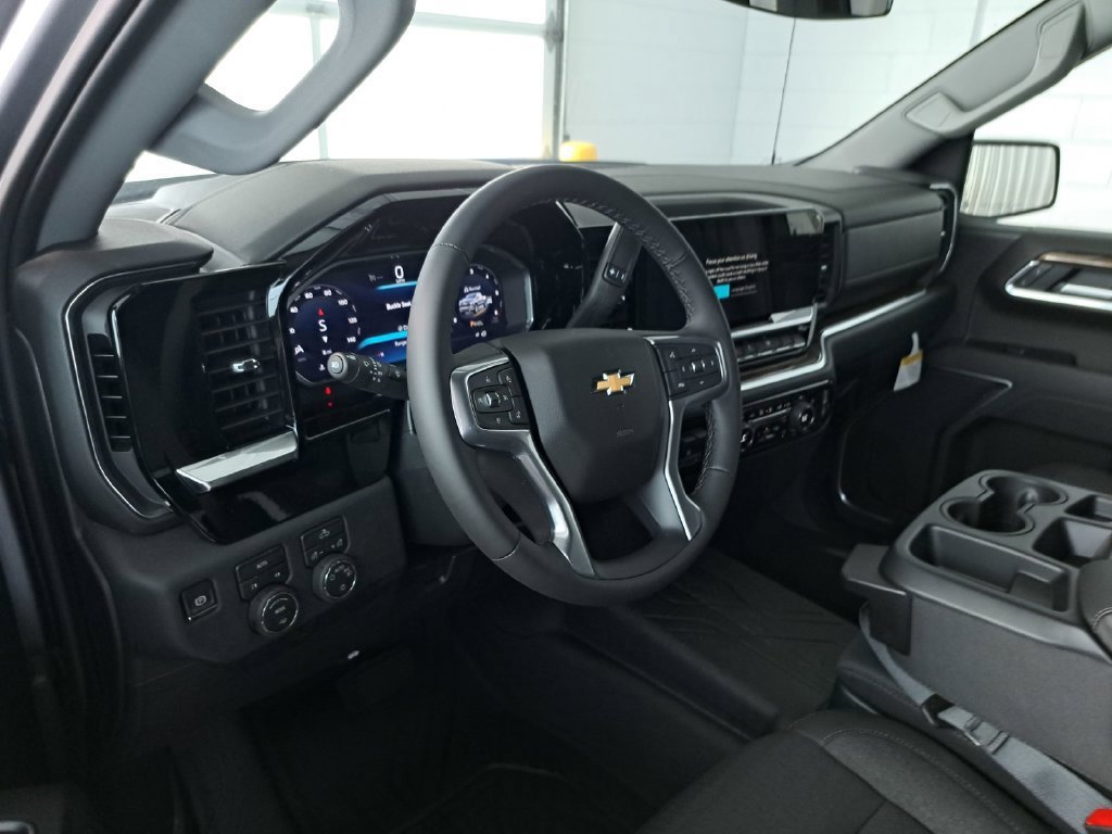 New 2026 Chevrolet Silverado 1500 LT w/ Protection Package AWD/4WD image 8