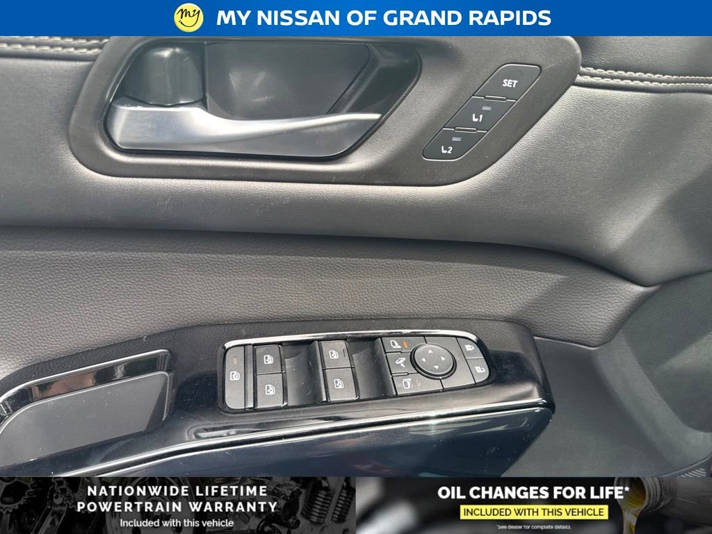 New 2026 Nissan Pathfinder Platinum AWD/4WD image 18