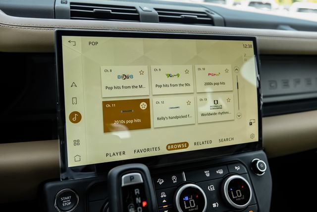 New 2026 Land Rover Defender 110 X AWD/4WD image 37