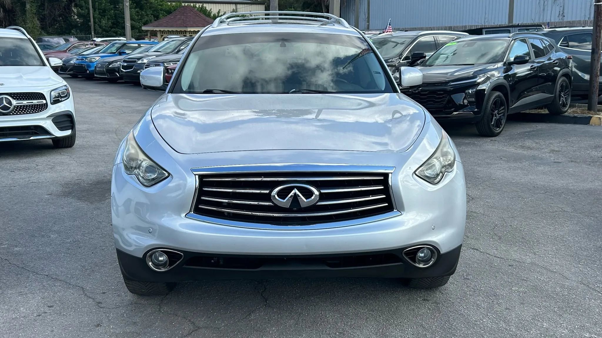 Used 2012 INFINITI FX35 2WD w/ Premium Pkg image 3